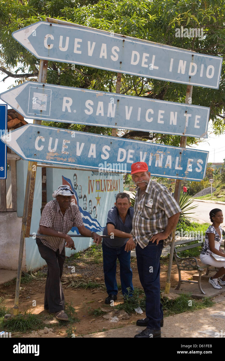 Cuba road signage / directions Stock Photo Alamy