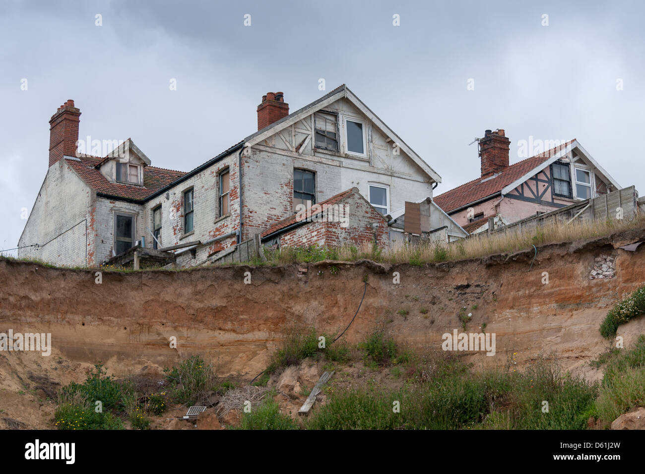 Erode coastal landslide erosion hi-res stock photography and images - Alamy