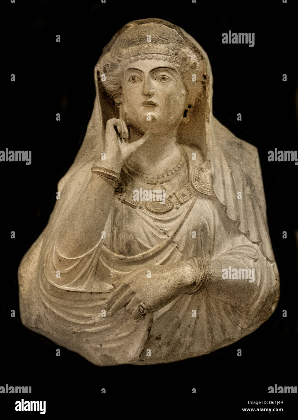 Zenobia statue hi-res stock photography and images - Alamy