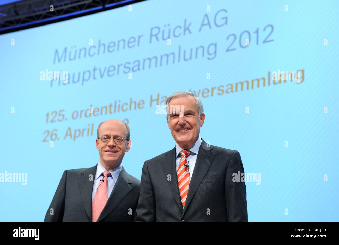 Chairman of the board of the Munich Reinsurance Company Munich Re Nikolaus von Bomhard (L) and chairman of the Supervisory board Hans-Juergen Schinzler attend the company's general meeting in Munich, Germany, 26 April 2012. Munich Re is expected to have turned as much profit in the first quarter of 2012 as in 2011 in total. Photo: TOBIAS HASE Stock Photo