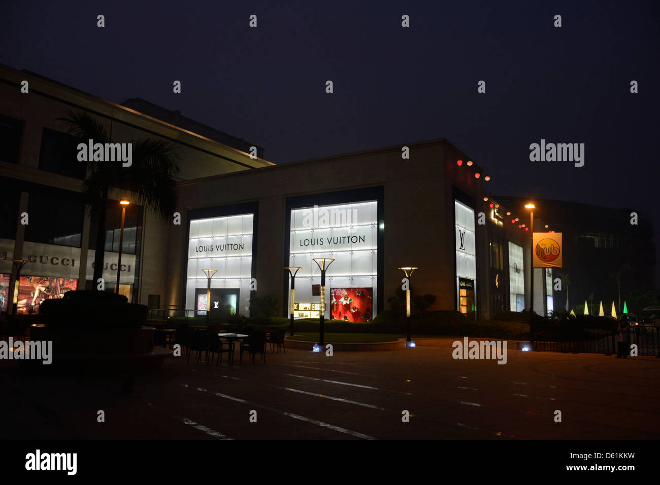 India, New Delhi, Vasant Kunj, luxury mall DLF Emporio Stock Photo