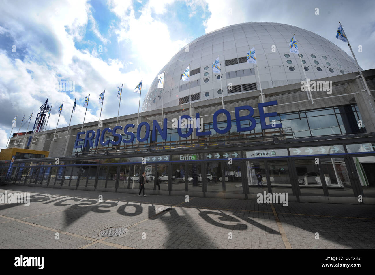 Die Ericsson Globe Arena aufgenommen am Samstag (05.05.2012) in Stockholm in Schweden. Vom 04.05. bis zum 20.05.2012 wird die Weltmeisterschaft im Eishockey in Stockholm (Schweden) und Helsinki (Finnland) ausgetragen. Foto: Peter Steffen dpa Stock Photo