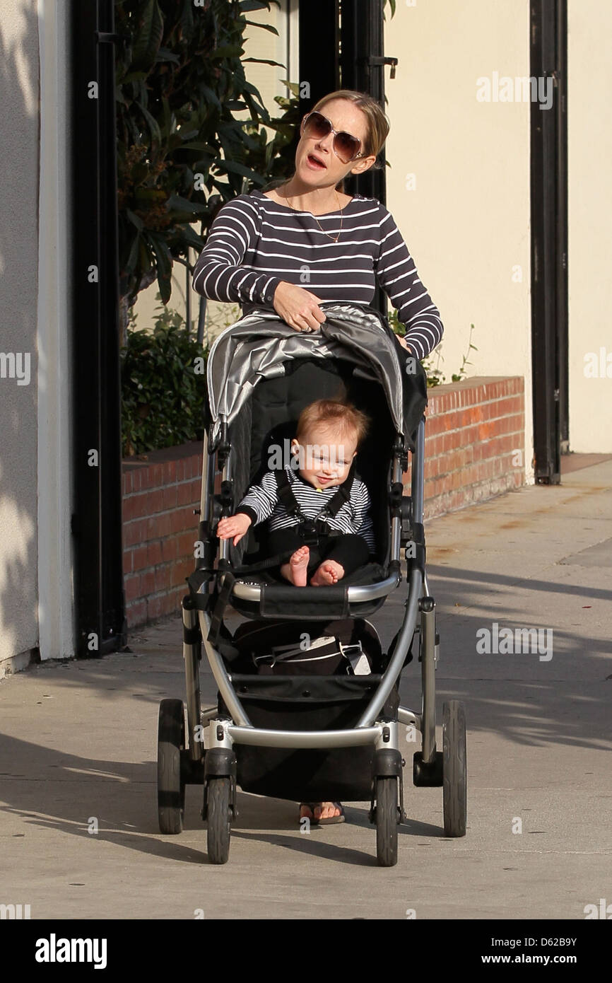 Anne Heche out for a stroll with her baby, Atlas Los Angeles, California Stock Photo