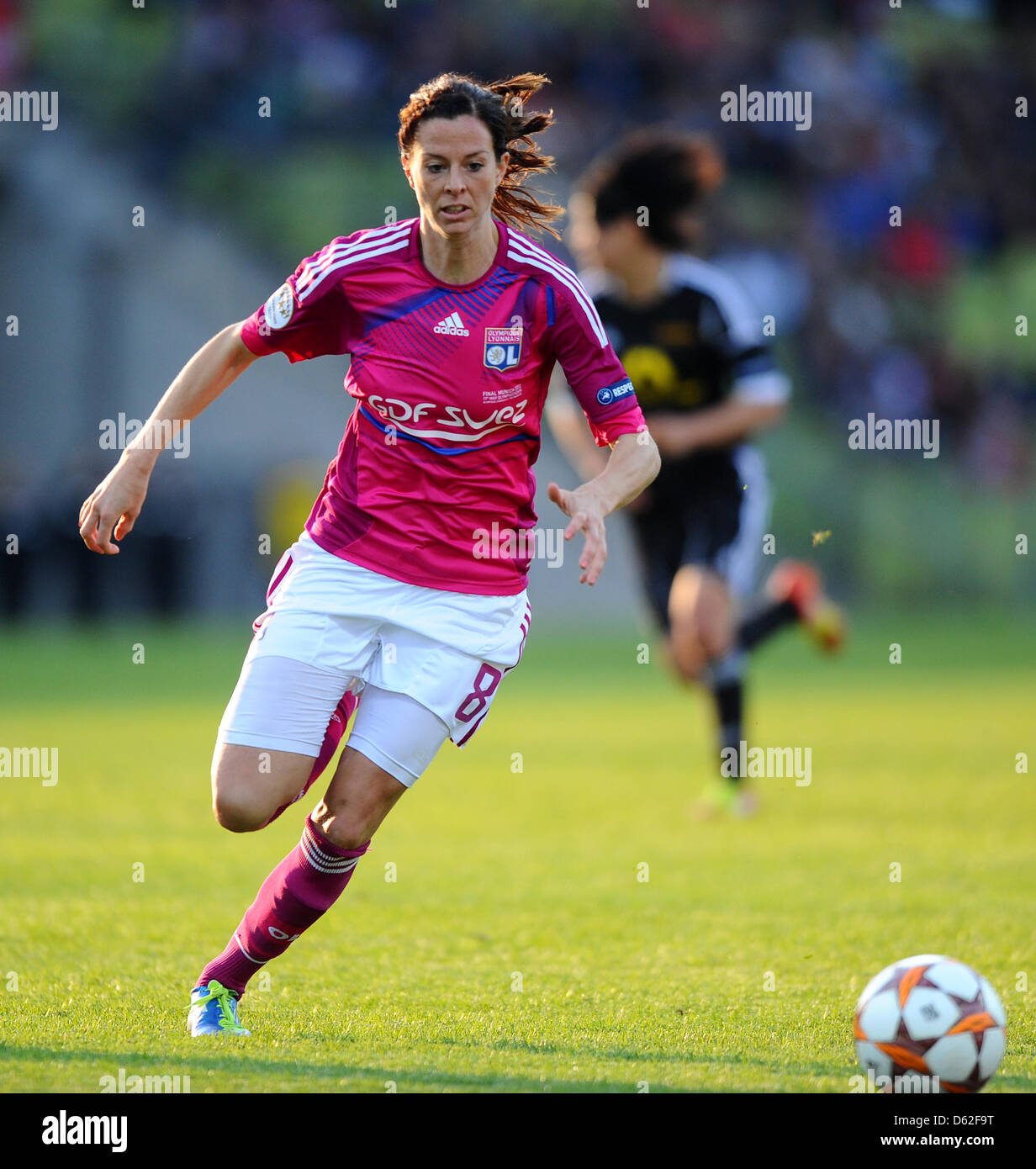 Lyon's Lotta Schelin controls the ball during the UEFA Champions League women's final between Olympique Lyon and 1. FFC Frankfurt at Olympic Stadium in Munich, Germany, 17 May 2012. Photo: Thomas Eisenhuth Stock Photo