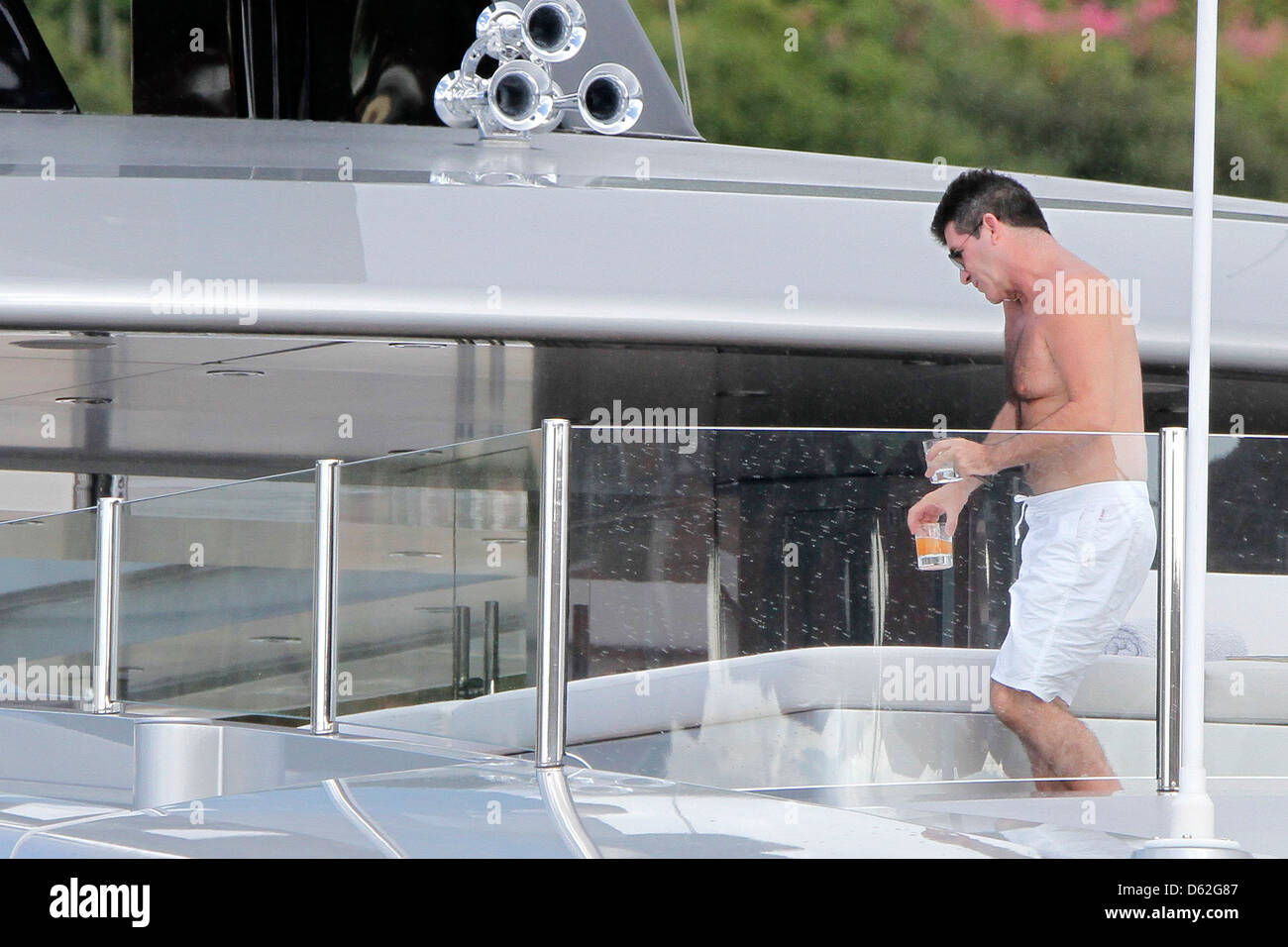 Simon Cowell relaxes on his yacht, 'Slipstream' on SaintBarthelemy