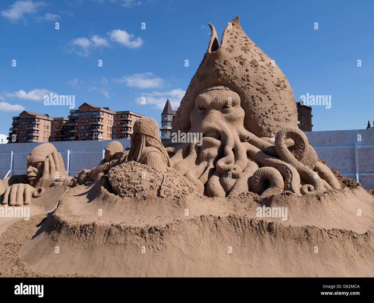 weston-sand-sculpture-festival-weston-super-mare-somerset-uk-2013
