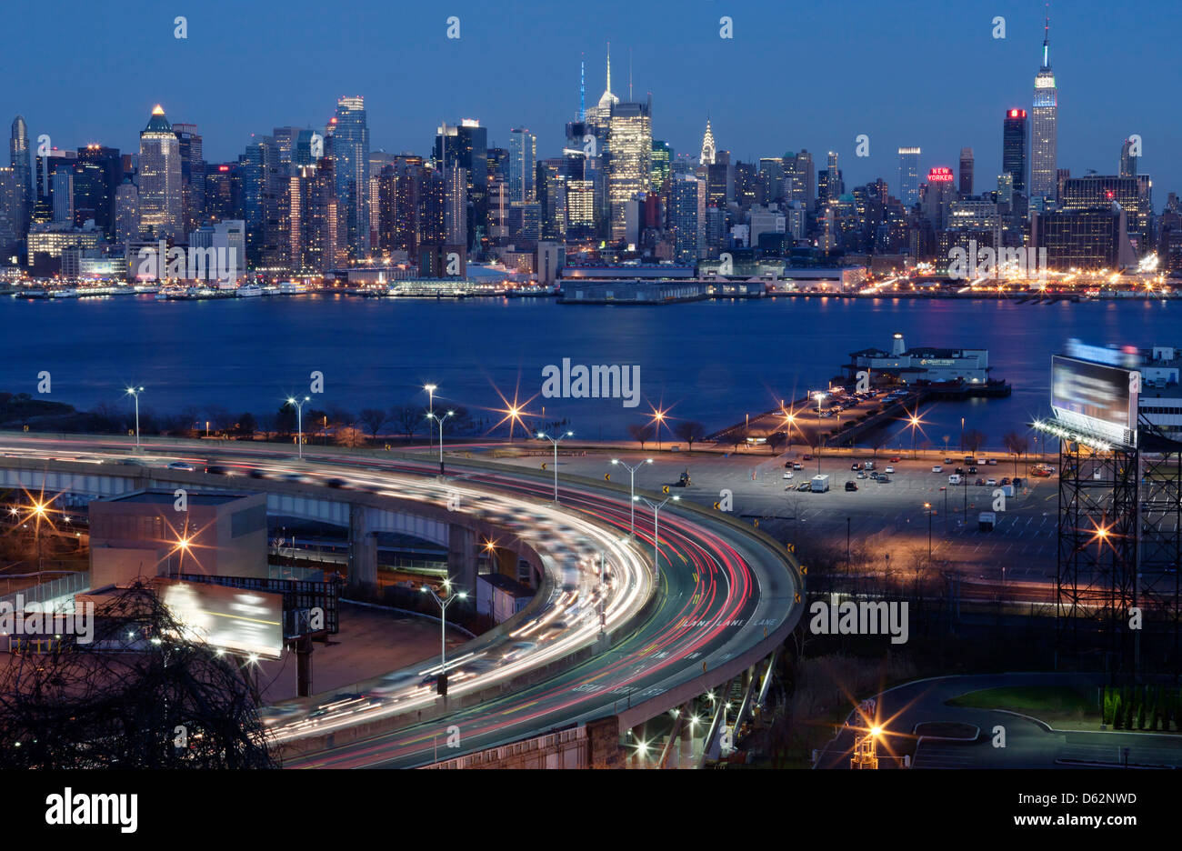 LINCOLN TUNNEL ENTRY RAMP NEW JERSEY MIDTOWN SKYLINE HUDSON RIVER