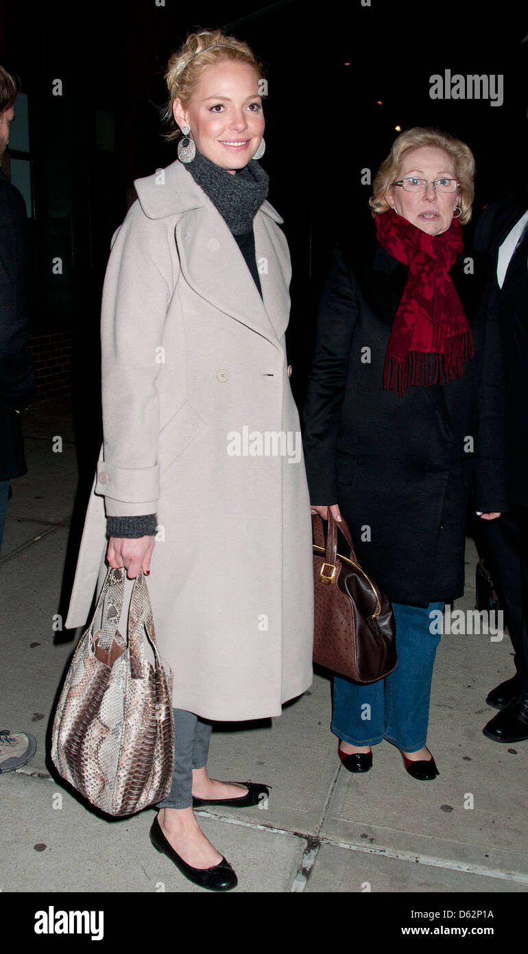 Katherine heigl mother nancy heigl hi-res stock photography and images