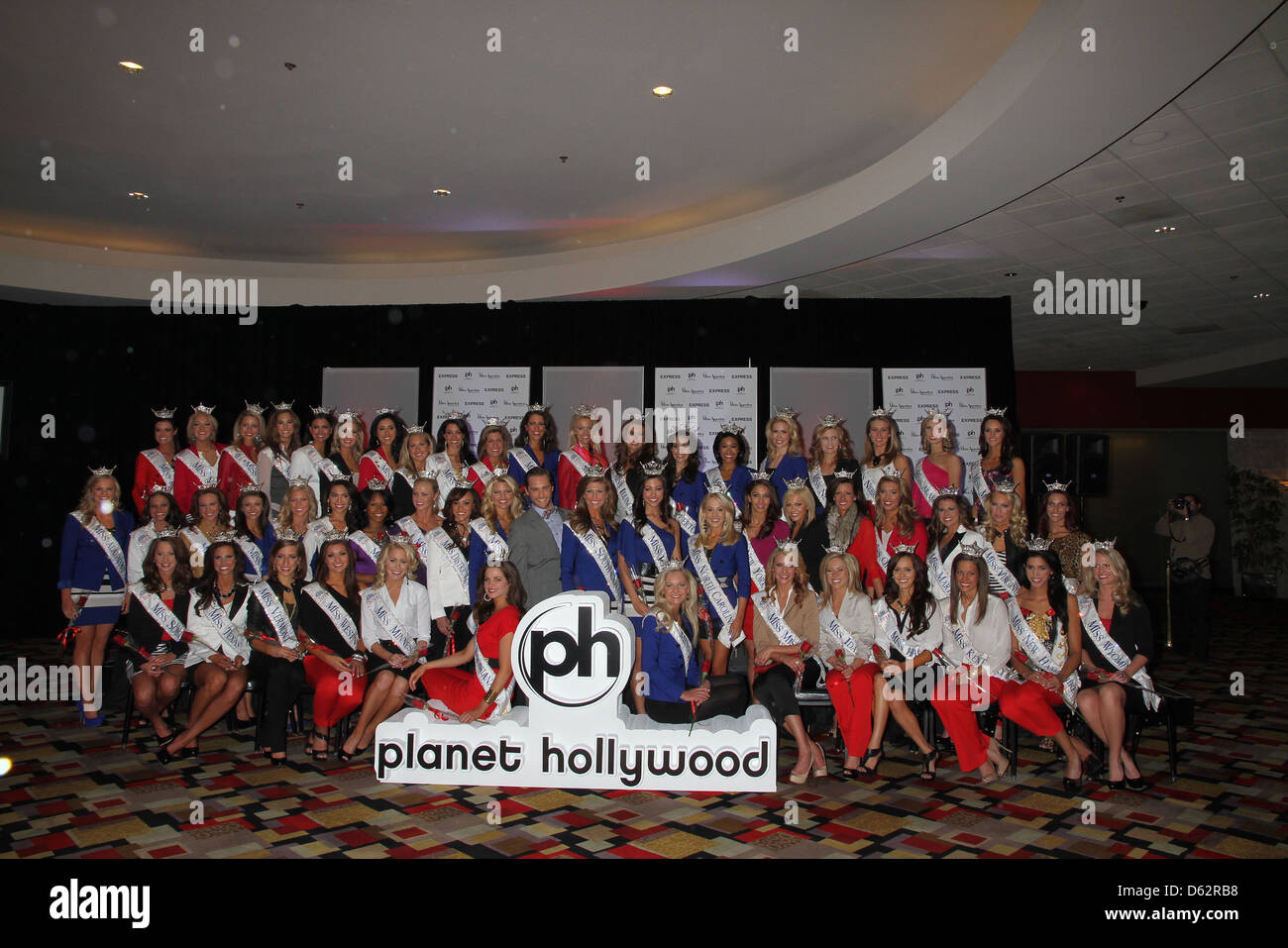 2012 Miss America Pageant Contestants arrive at Planet Hollywood Resort ...