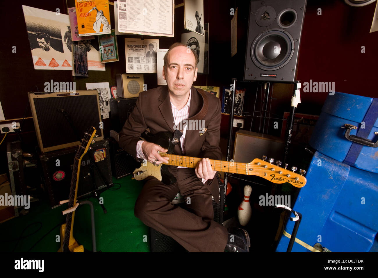 Mick jones clash hires stock photography and images Alamy