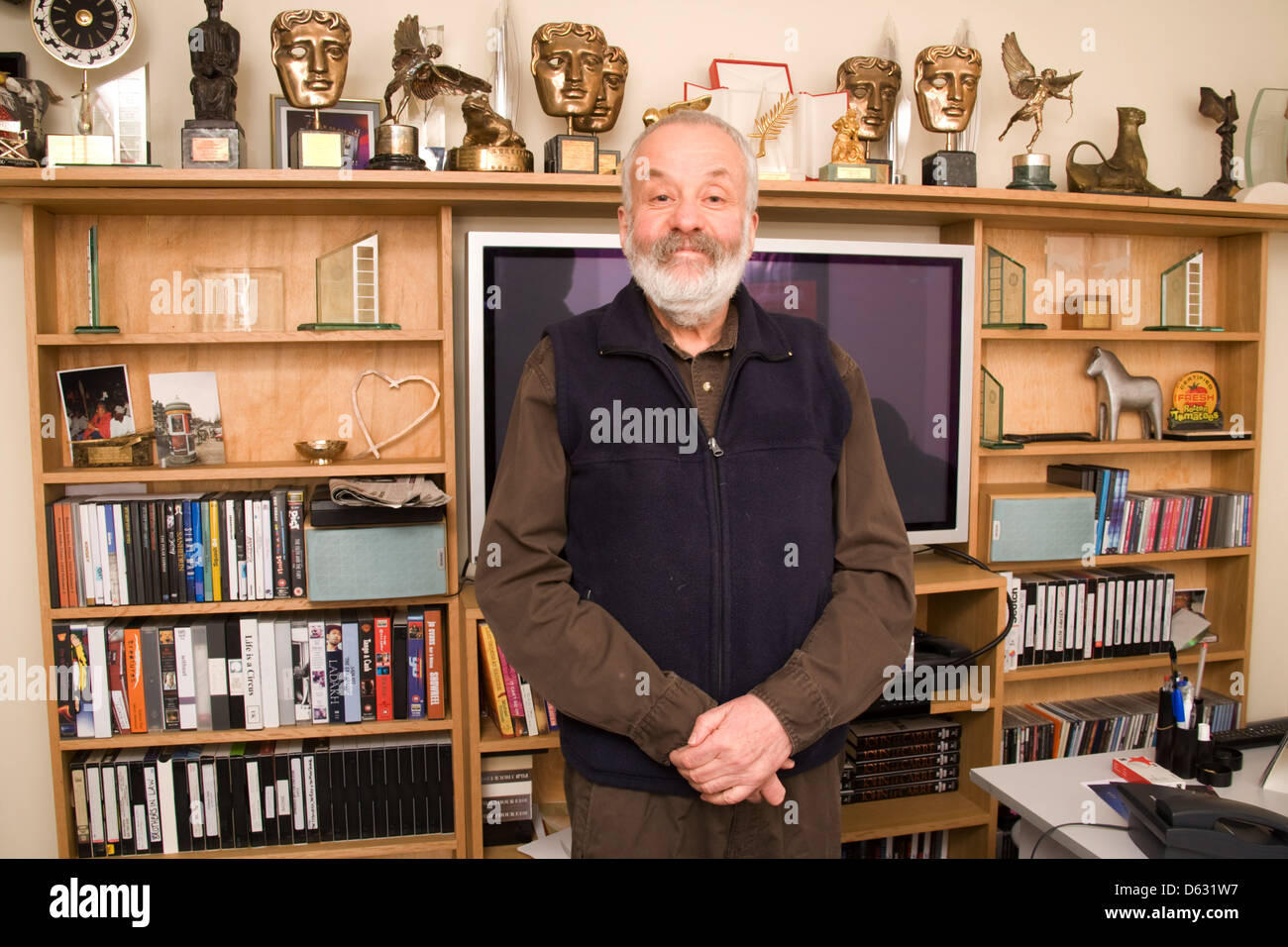 British director hi-res stock photography and images - Alamy