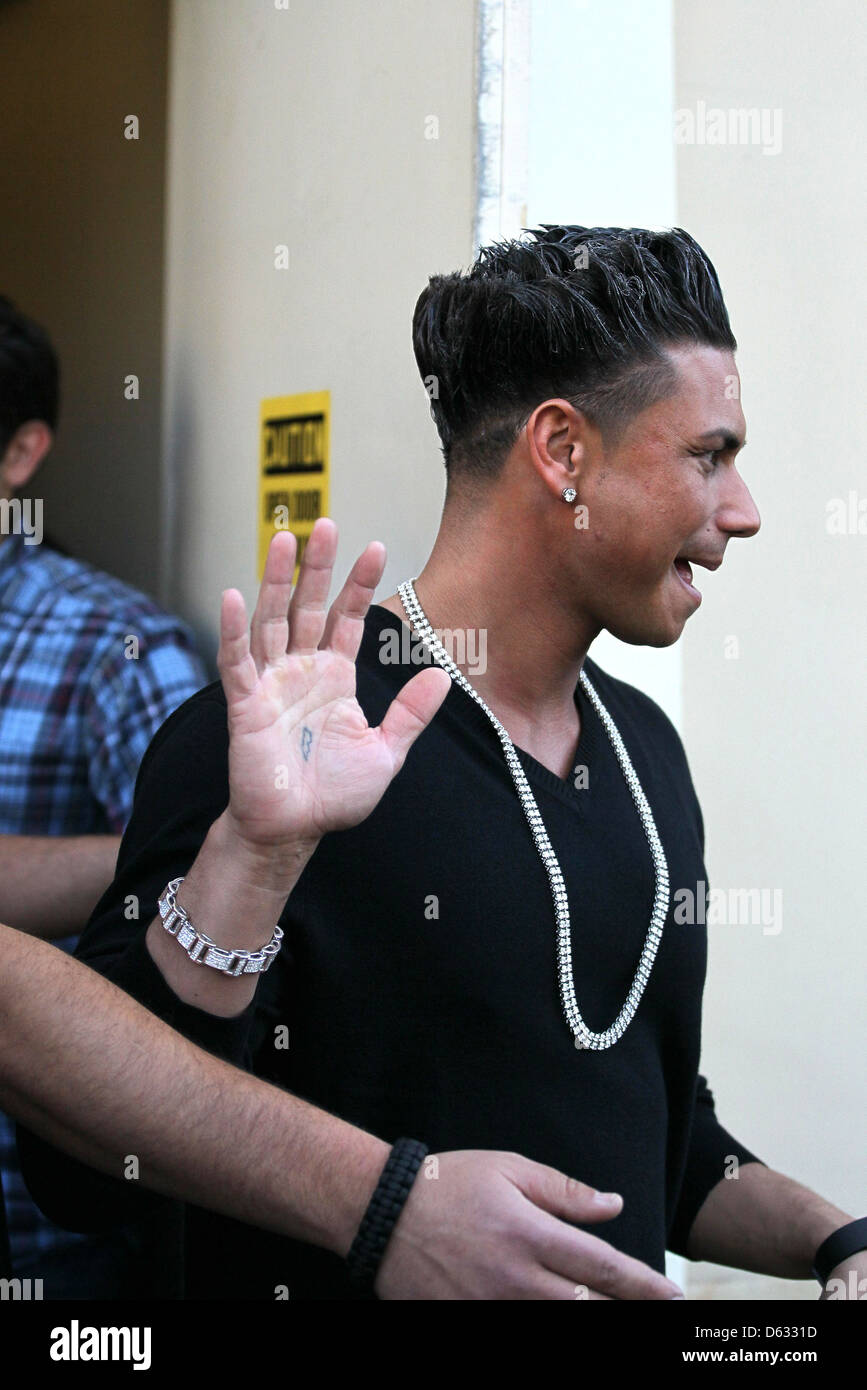 Paul 'Pauly D' DelVecchio 'Jersey Shore' stars at The Grove for the taping  of the Entertainment News Programme 'Extra' Los Stock Photo - Alamy