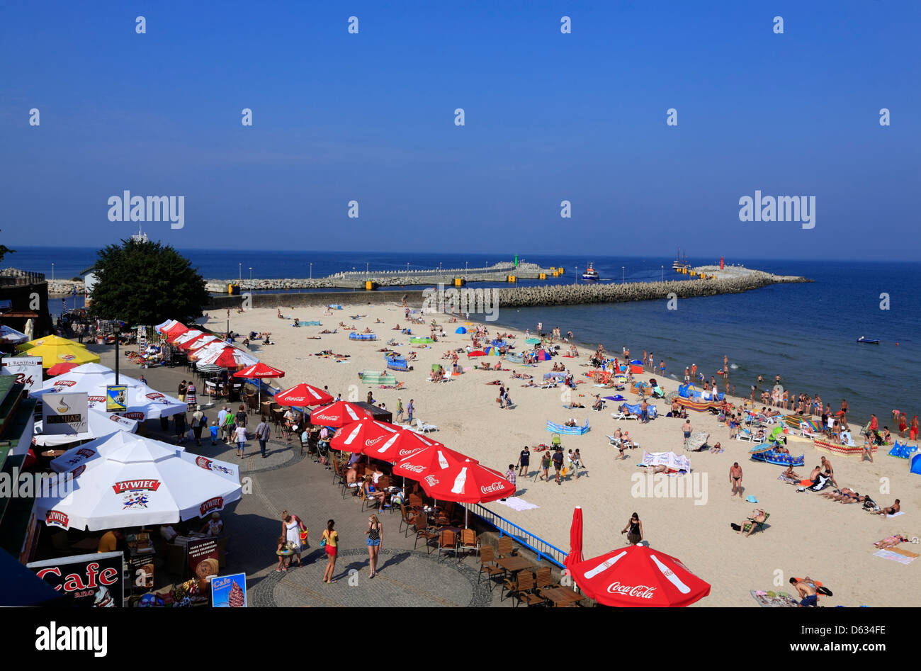 Kolobrzeg (Kolberg), Promenade at lighthouse, baltic sea, Pomerania, Poland Stock Photo