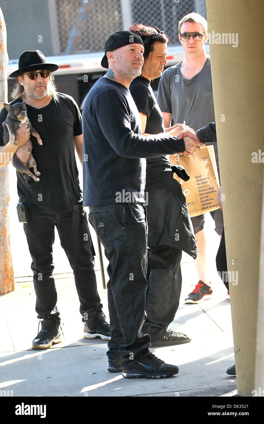 Fred Durst stops into a juice bar in Hollywood for juice Los Angeles, California Stock Photo