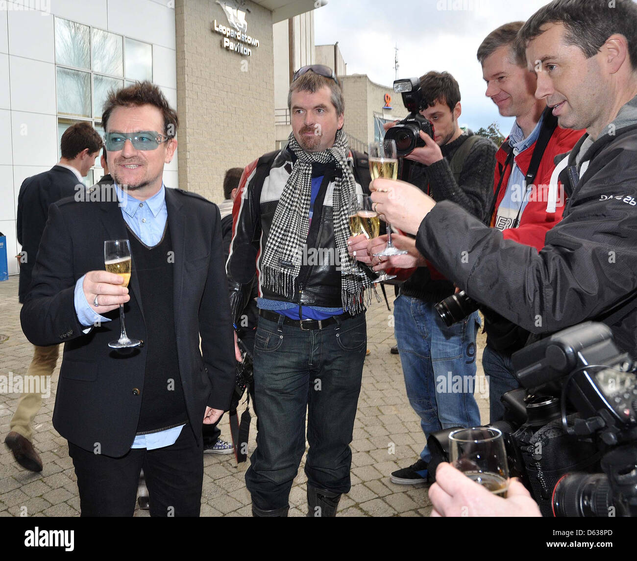 Ali Hewson, Bono Guests are spotted on the first day of the Christmas Leopardstown Races Dublin, Ireland - 26.12.11 Stock Photo