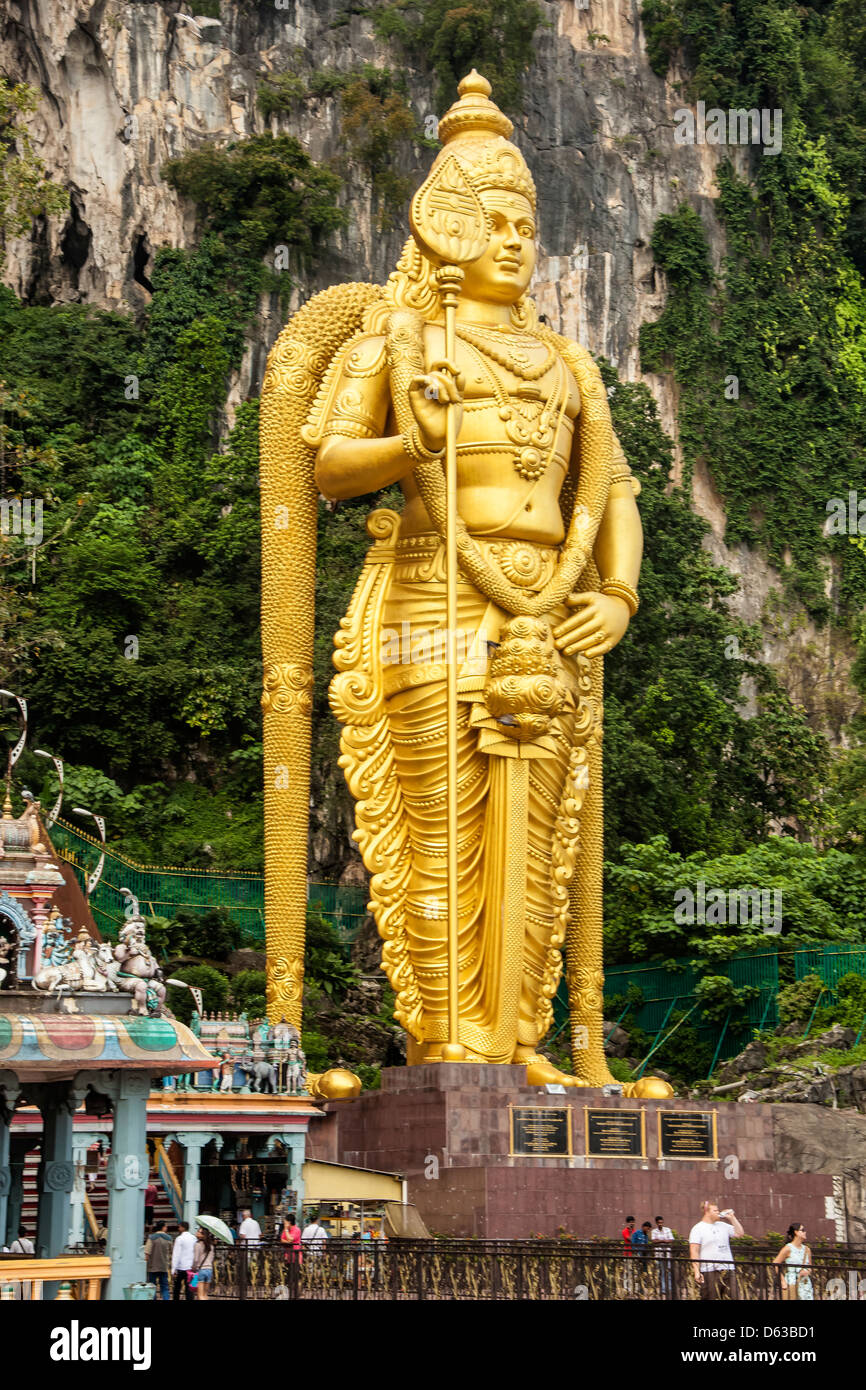 Giant Hindu statue at Batu Caves, Kuala Lumpur Stock Photo Alamy