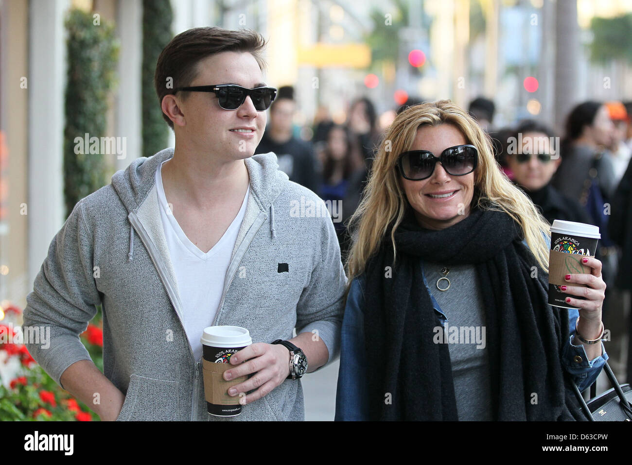 Jesse McCartney and his girlfriend Eden Sassoon Christmas shop on Rodeo Drive in Beverly Hills Los Angeles, California - Stock Photo