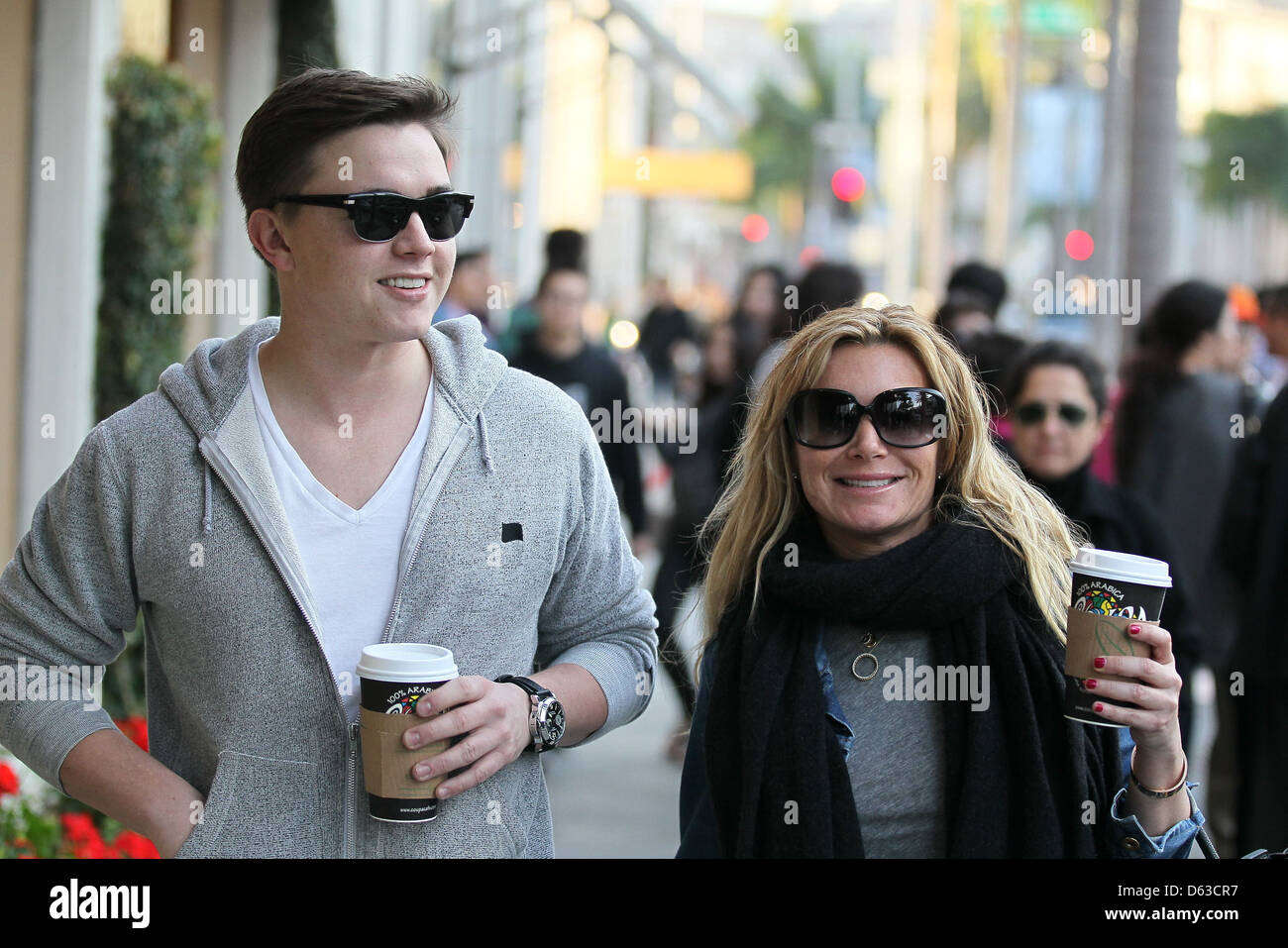 Jesse McCartney and his girlfriend Eden Sassoon Christmas shop on Rodeo Drive in Beverly Hills Los Angeles California Stock Photo