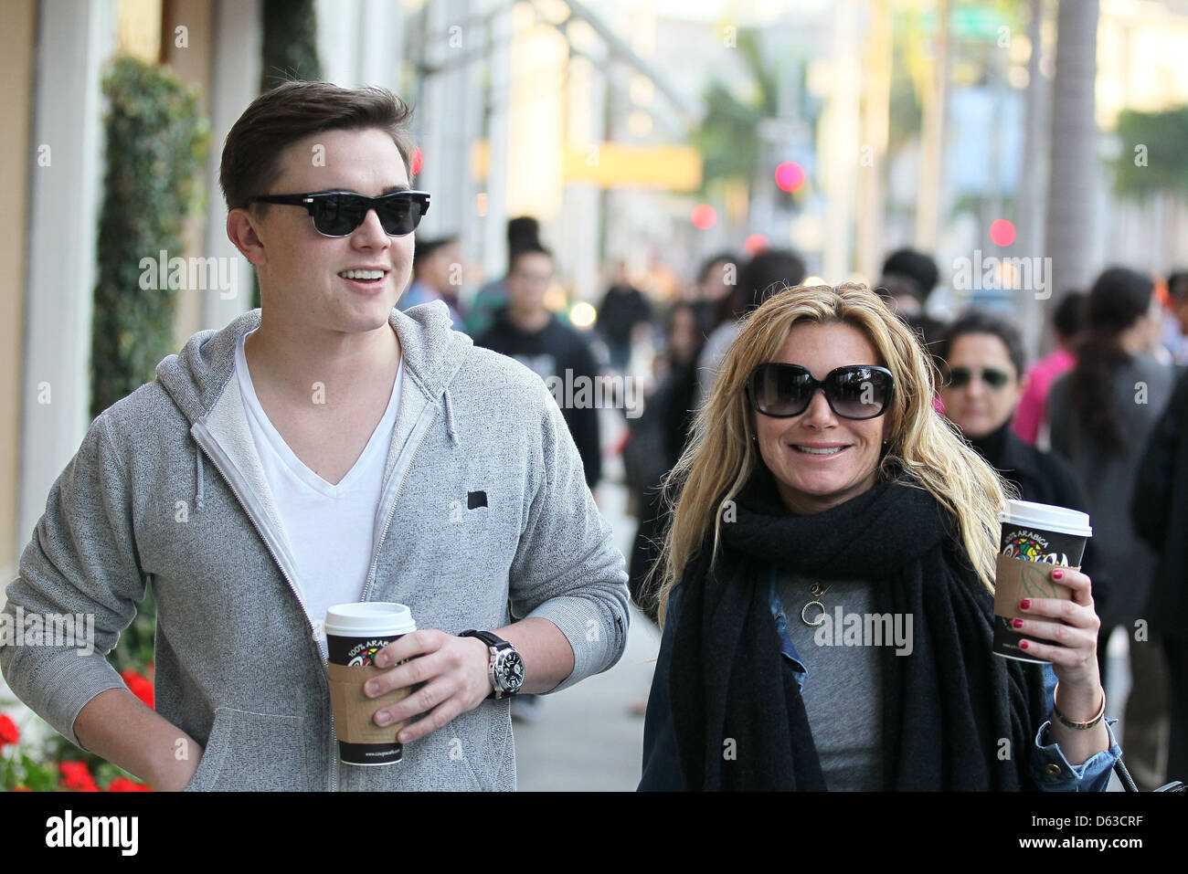 Jesse McCartney and his girlfriend Eden Sassoon Christmas shop on Rodeo Drive in Beverly Hills Los Angeles, California - Stock Photo