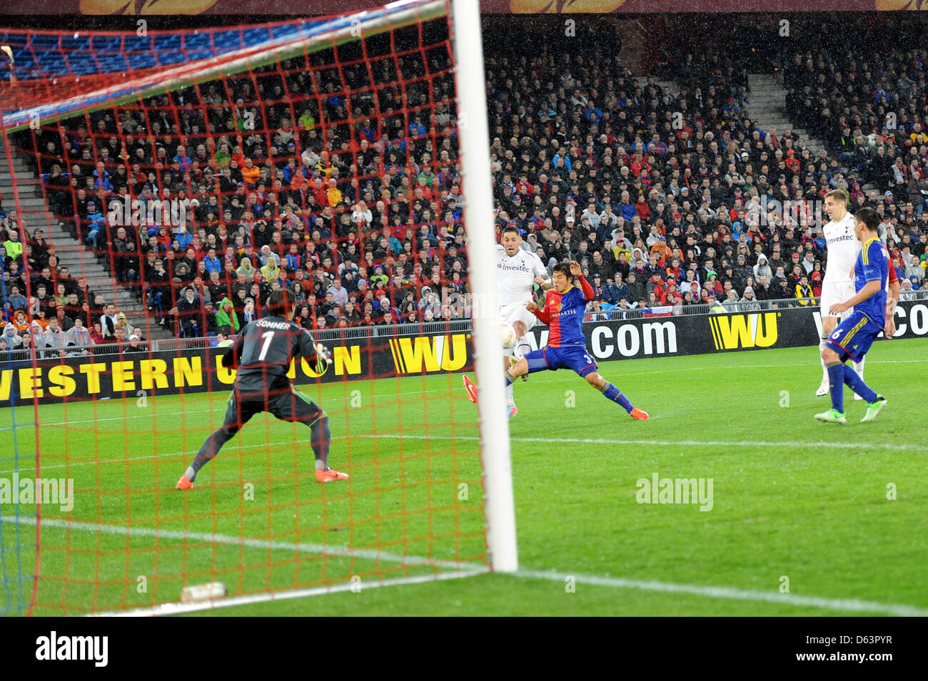 Basel, Switzerland. 11th April 2013. Clint Dempsey of Tottenham Hotspur equalises at 2-2 late in the Europa League game between FC Basel and Tottenham Hotspur from St. Jakob-Park. Stock Photo