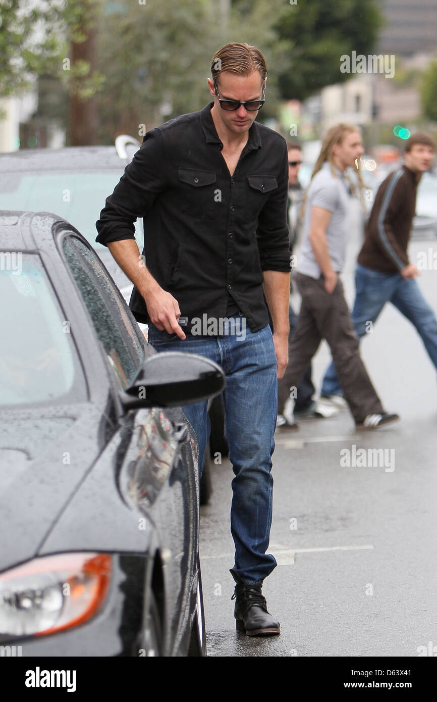 Alexander Skarsgard leaving Joan's on Third after having coffee with a ...