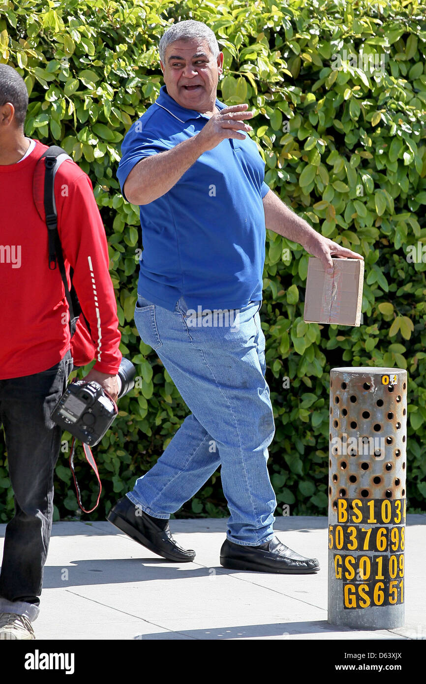 Yehia Mohamed aka YaYa character from 'Jimmy Kimmel Live!' waiting outside Il Pastaio in Beverly Hills to meet Jennifer Love Stock Photo