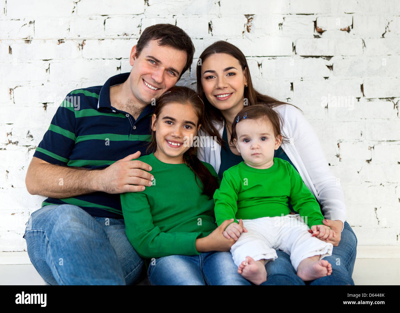 Portrait of a happy smiling family Stock Photo - Alamy