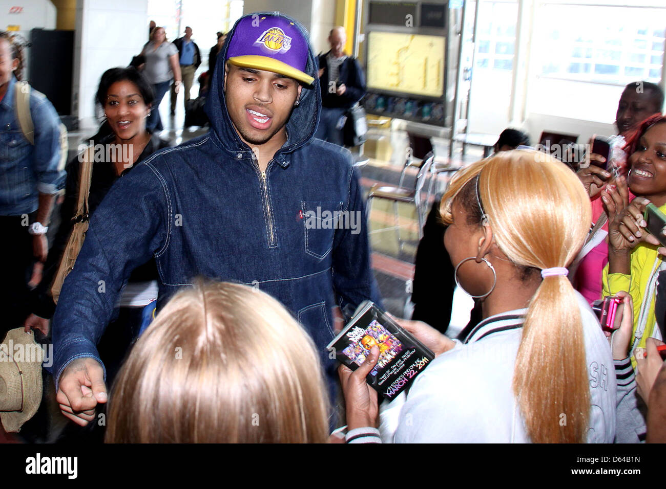Chris brown fans hi-res stock photography and images - Alamy