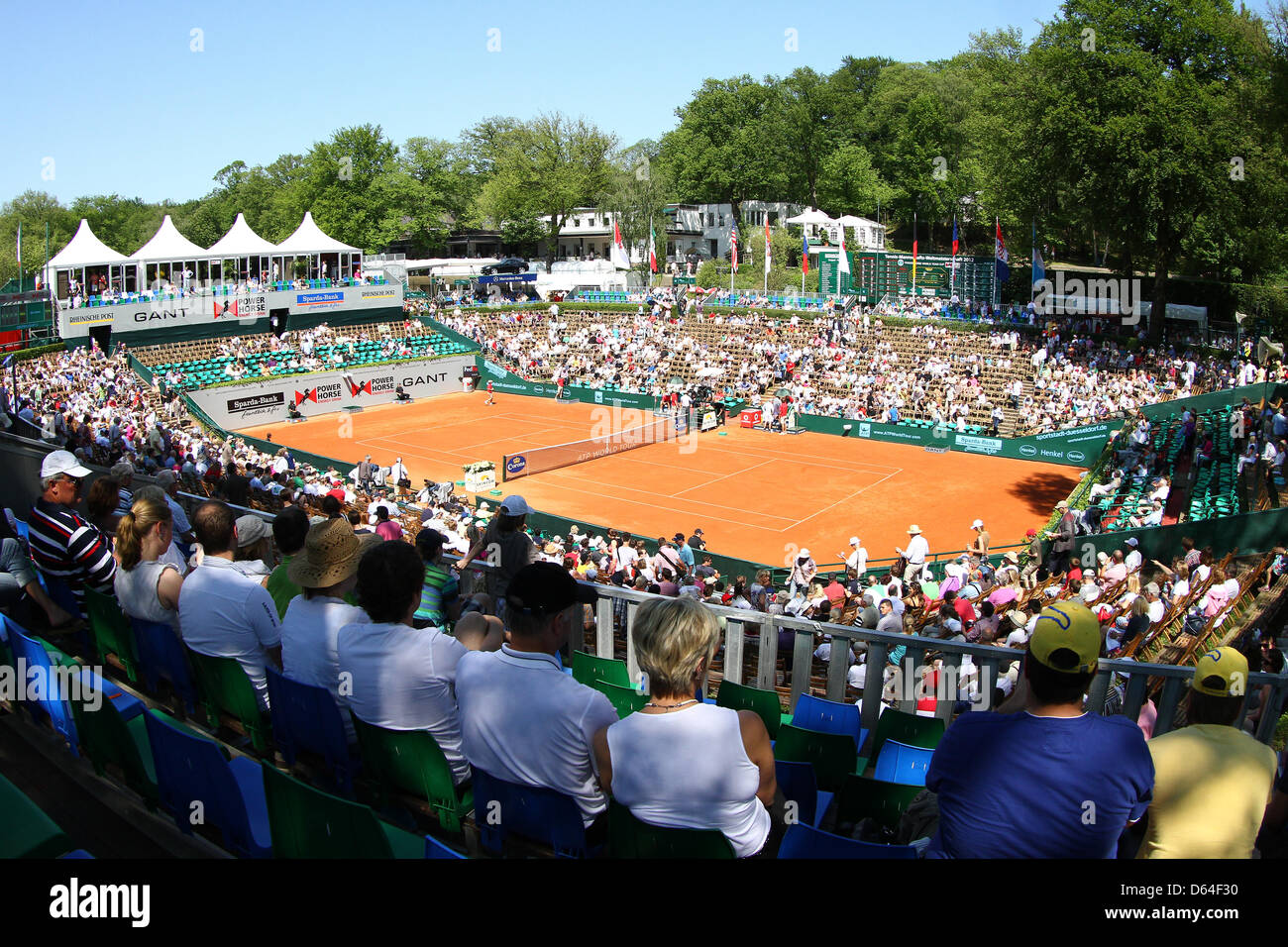 The Rochusclub tennis court is pictured during the finale of the Tennis  World Team Cup between Czechia's Stepanek and Serbia's Troicki in  Duesseldorf, Germany, 26 May 2012. Photo: KEVIN KUREK Stock Photo - Alamy
