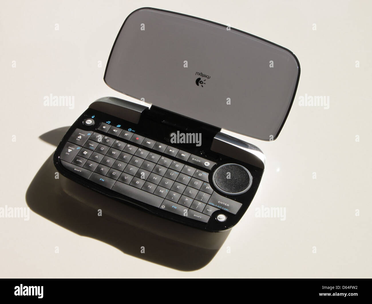 Wireless-Touchpad-Keyboard Logitech-diNovo-Mini 72858 Stock Photo - Alamy