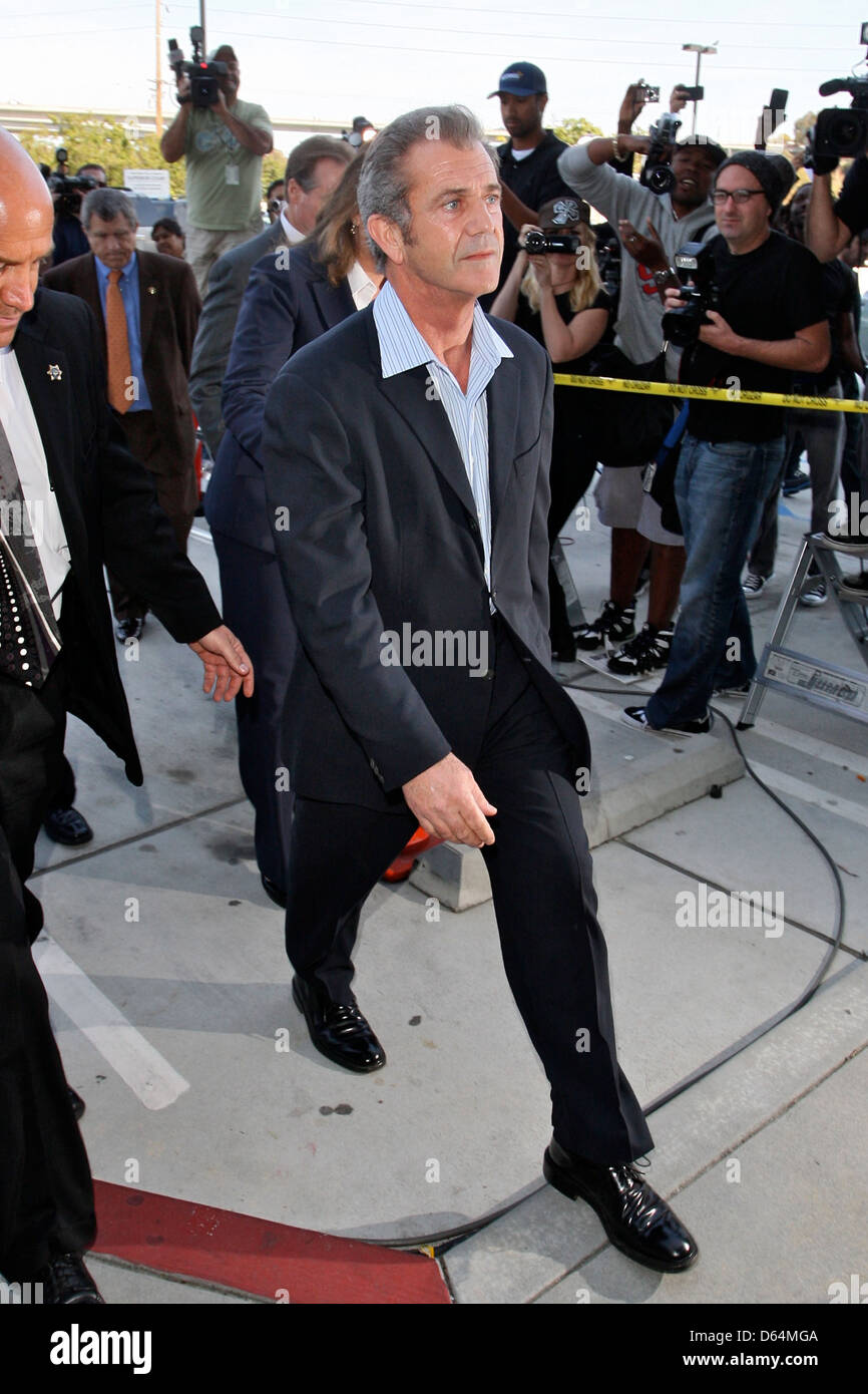 Mel Gibson arriving the Los Angeles County Superior Court Airport
