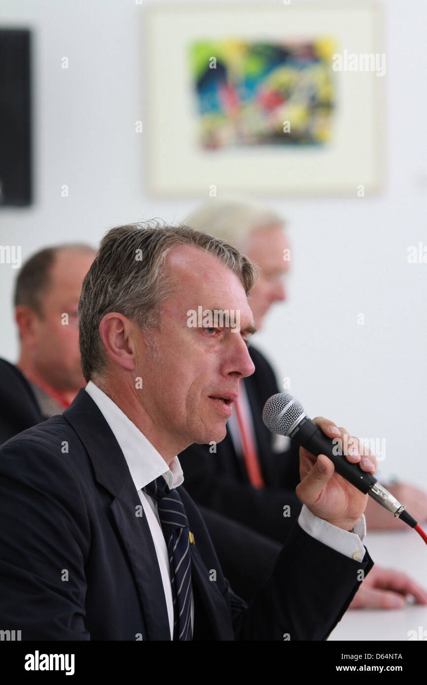 German artist Neo Rauch speaks during a press conference on the opening of the 'Grafikstiftung Neo Rauch' (Grafics Foundation Neo Rauch) in Aschersleben, Germany, 01 June 2012. Rauch had donated his entire body of grafics art work since 1993 to his hometown of Aschersleben in 2010. Photo: Matthias Bein Stock Photo
