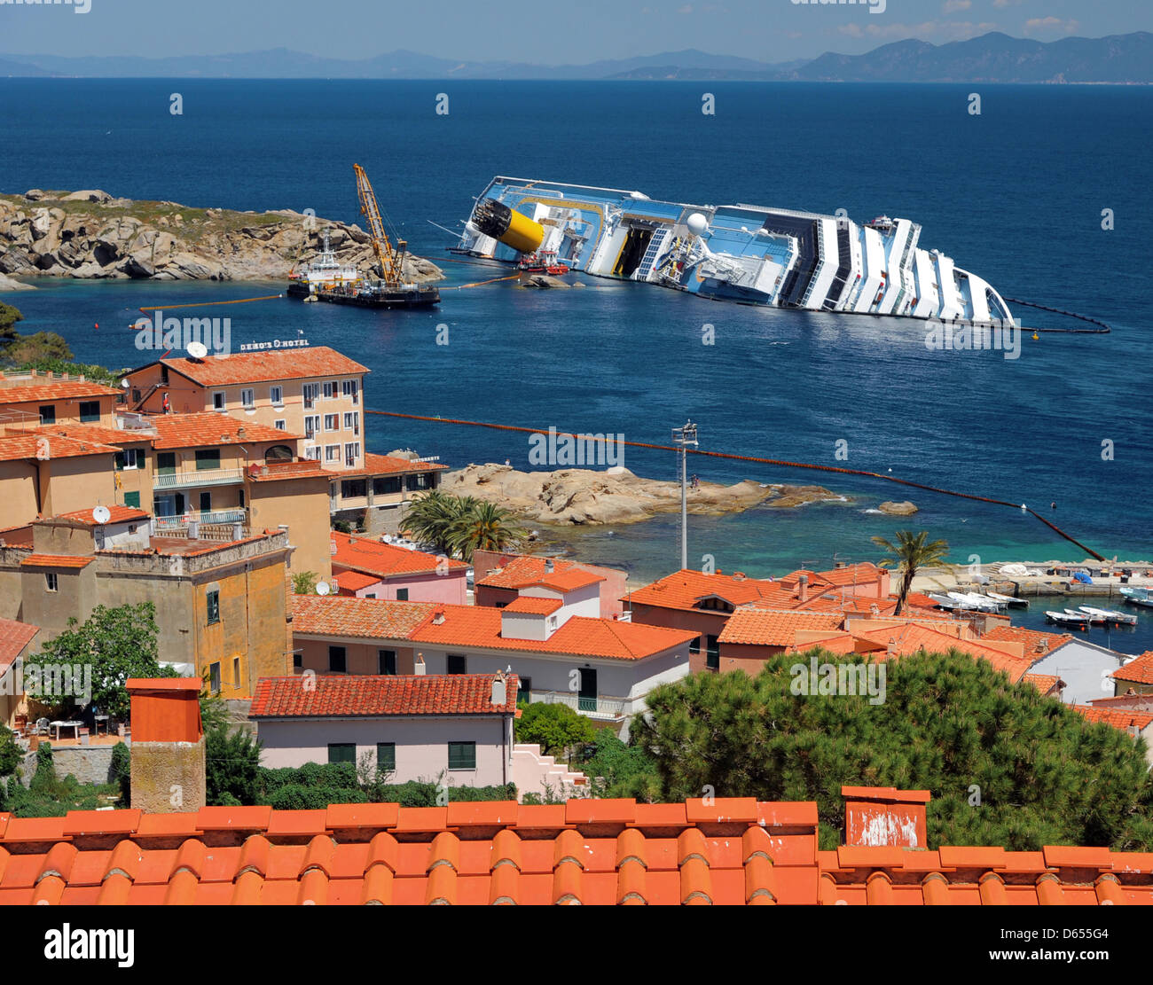 capsized cruise ship italy