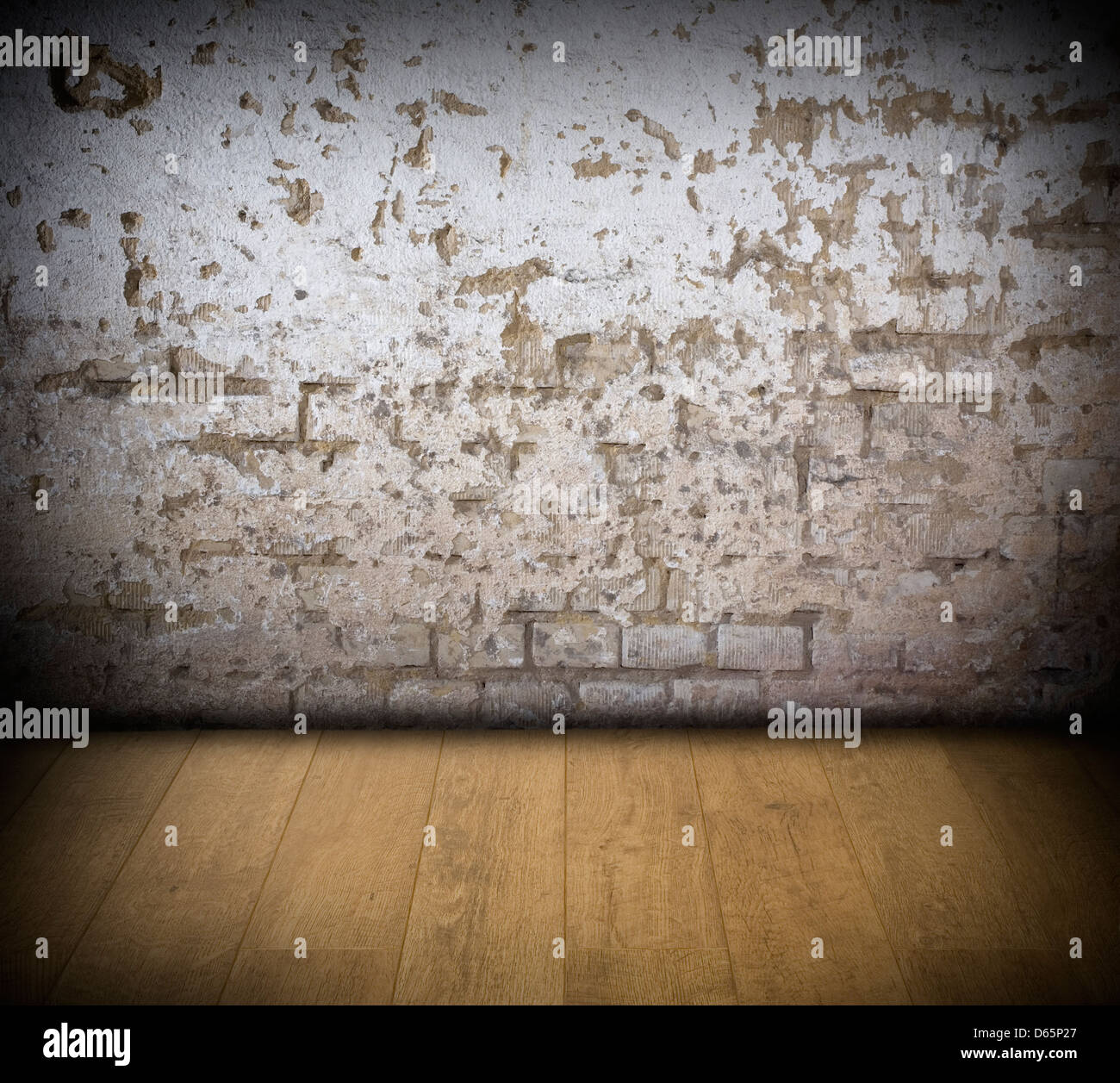 Damaged concrete wall panel hi-res stock photography and images - Alamy
