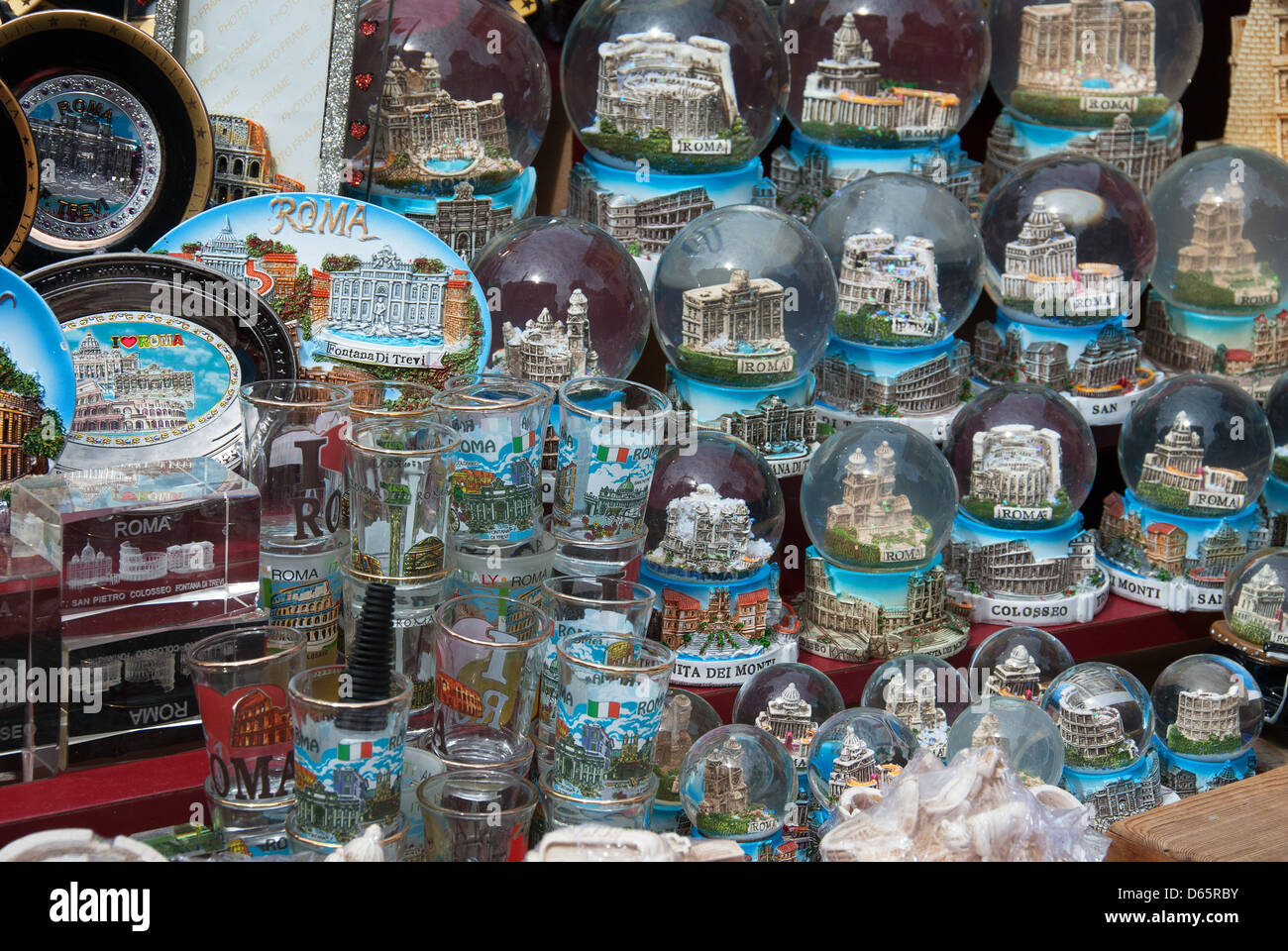 Italy Snow Globe Of Rome, Pisa And Venice. 2.5 Jamaica