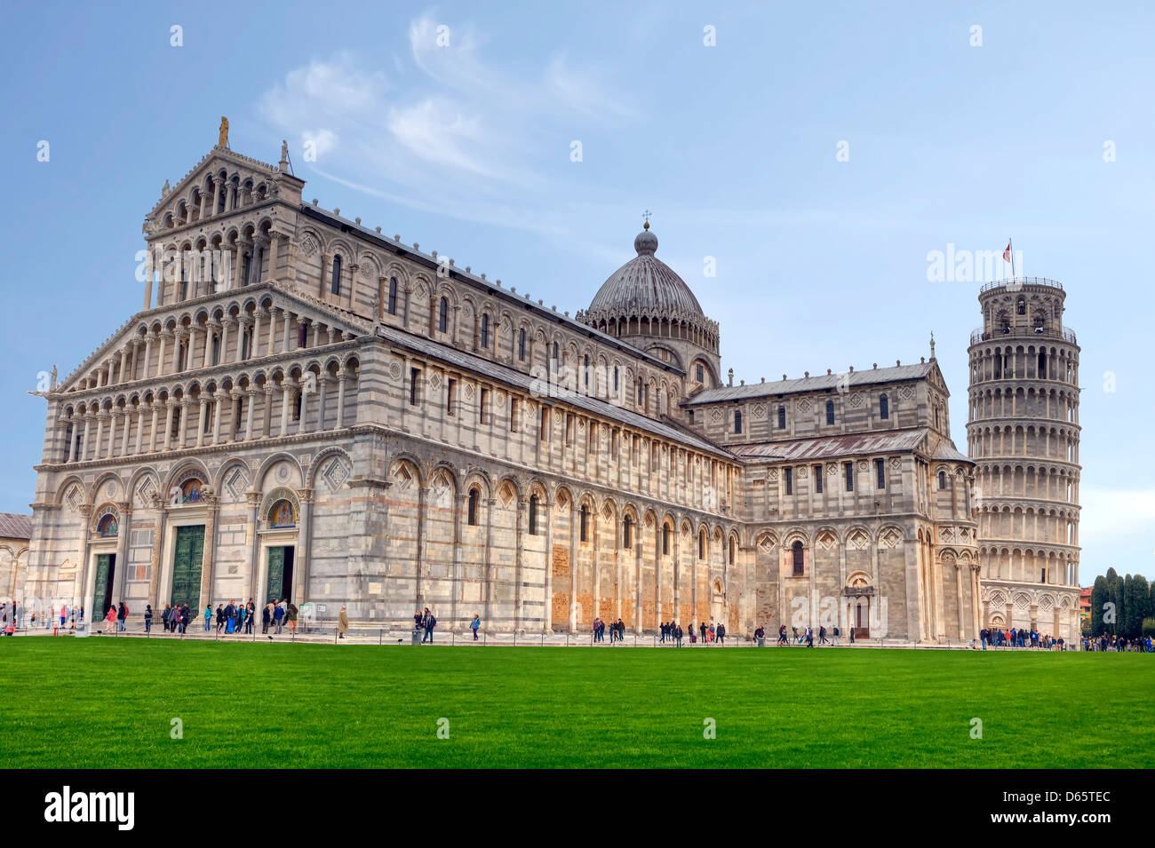 pisa-piazza-dei-miracoli-tuscany-italy-stock-photo-alamy