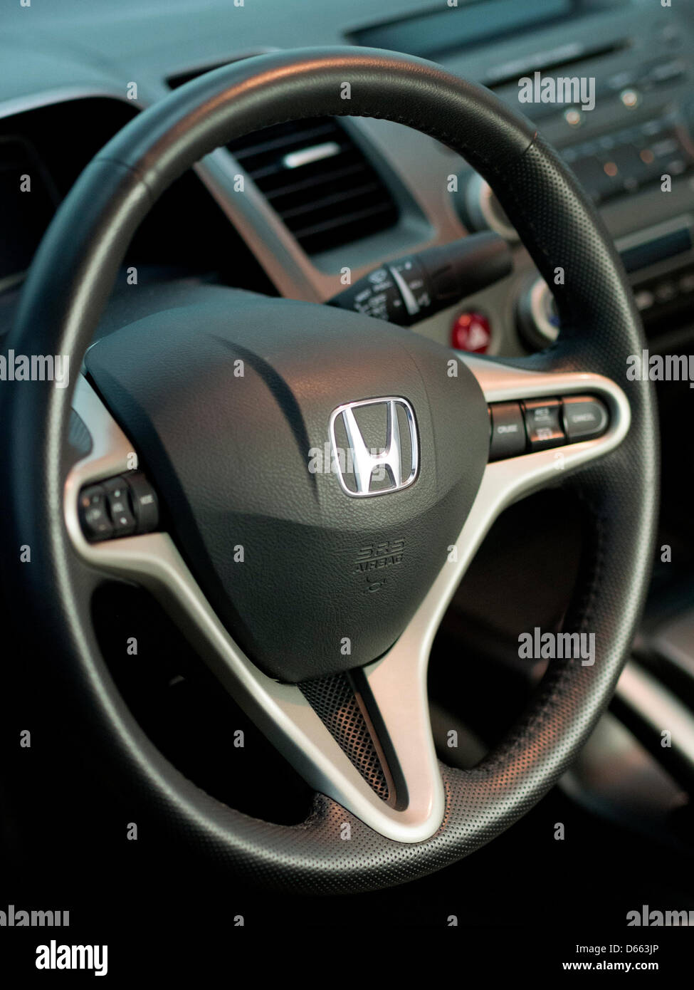 Honda Civic Hybrid's steering wheel Stock Photo Alamy