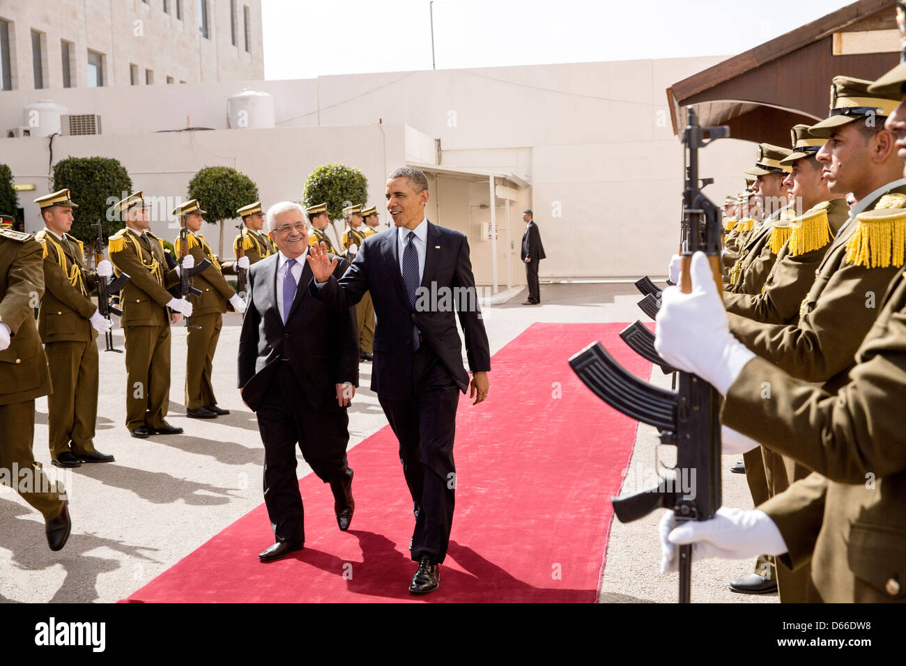 US President Barack Obama walks with President Mahmoud Abbas of the Palestinian Authority before departing the Mugata Presidential Compound March 21, 2013 in Ramallah, the West Bank. Stock Photo