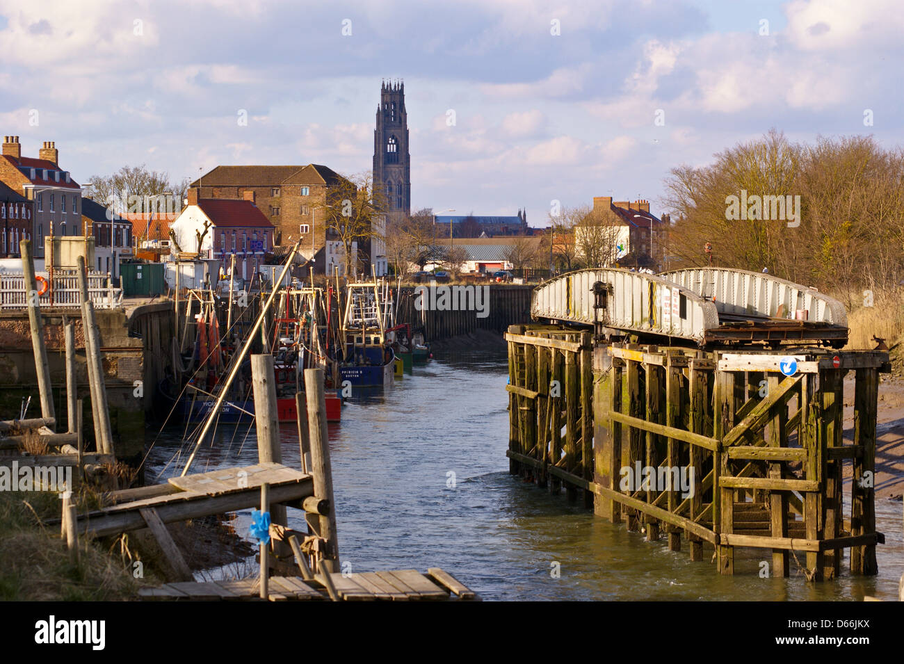 Swing Bridge, the Haven (river Witham) and the Stump (St. Botoplh's church) and fishing boats, Boston, Lincolnshire, England Stock Photo