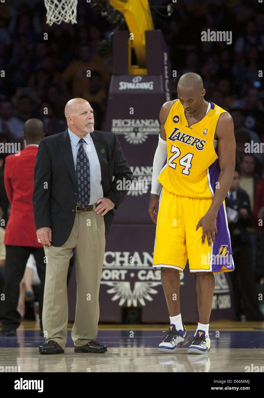 Kobe bryant deals trainer