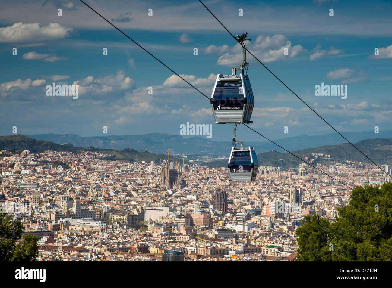 Montjuïc Aerial Tramway with city skyline, Barcelona, Catalonia, Spain Stock Photo