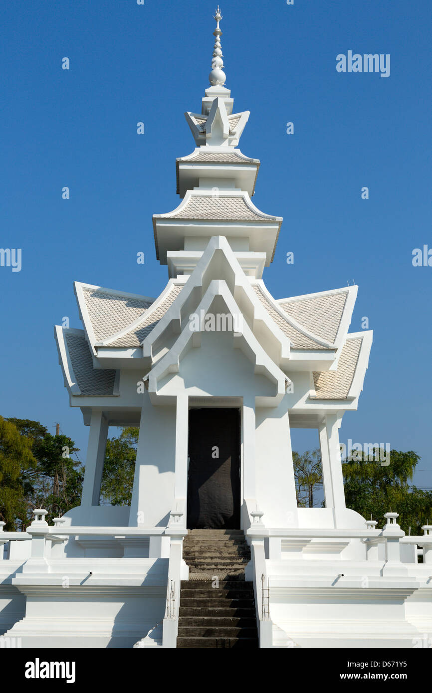 White temple in Chiang Rai province, Northern Thailand Stock Photo - Alamy