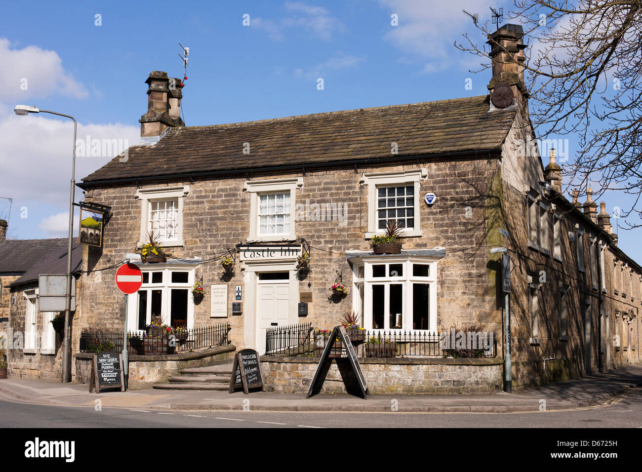 The Castle Inn, Bakewell, Derbyshire, England, U.K Stock Photo - Alamy