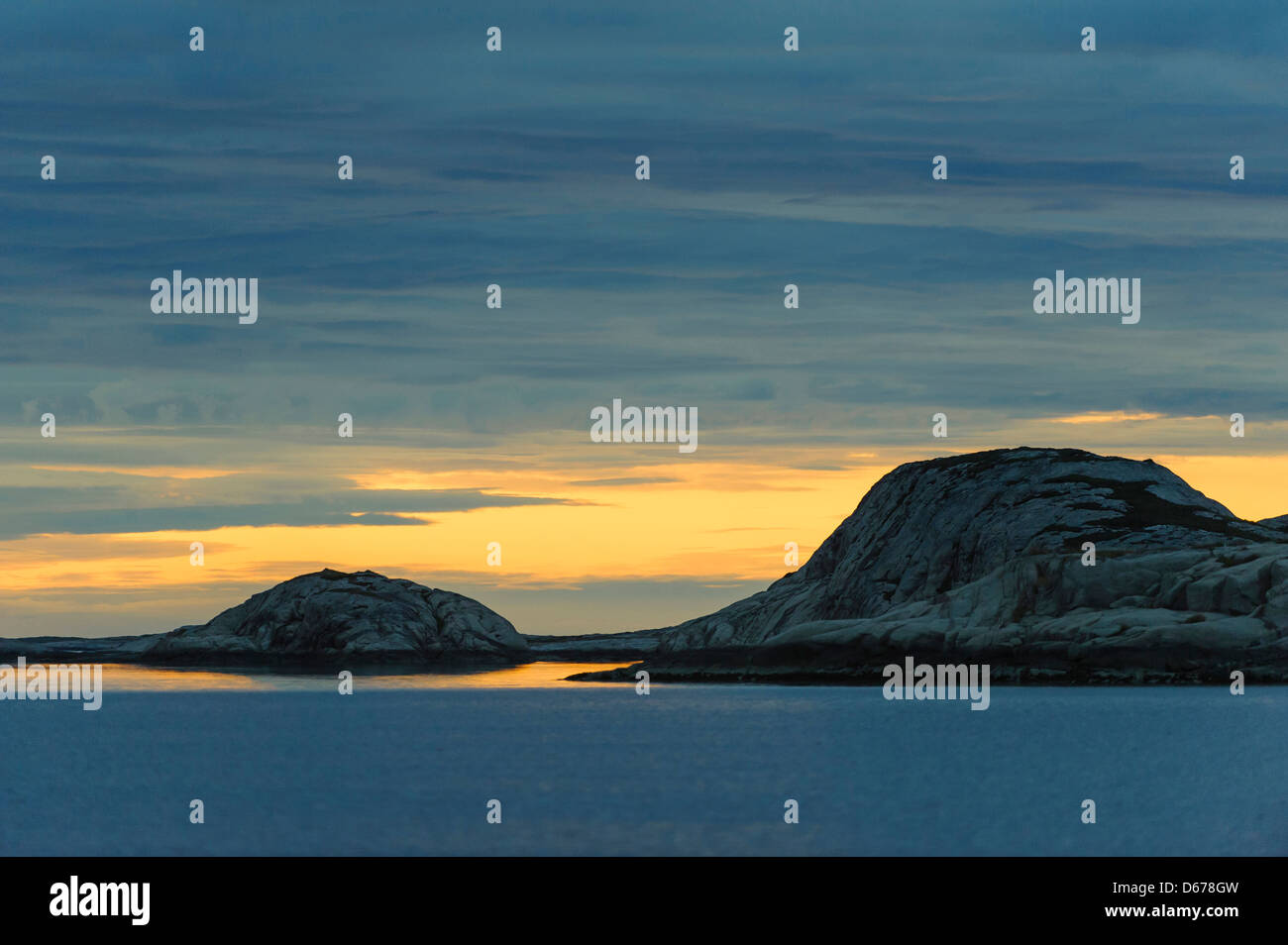 Norway islands sunset hi-res stock photography and images - Alamy