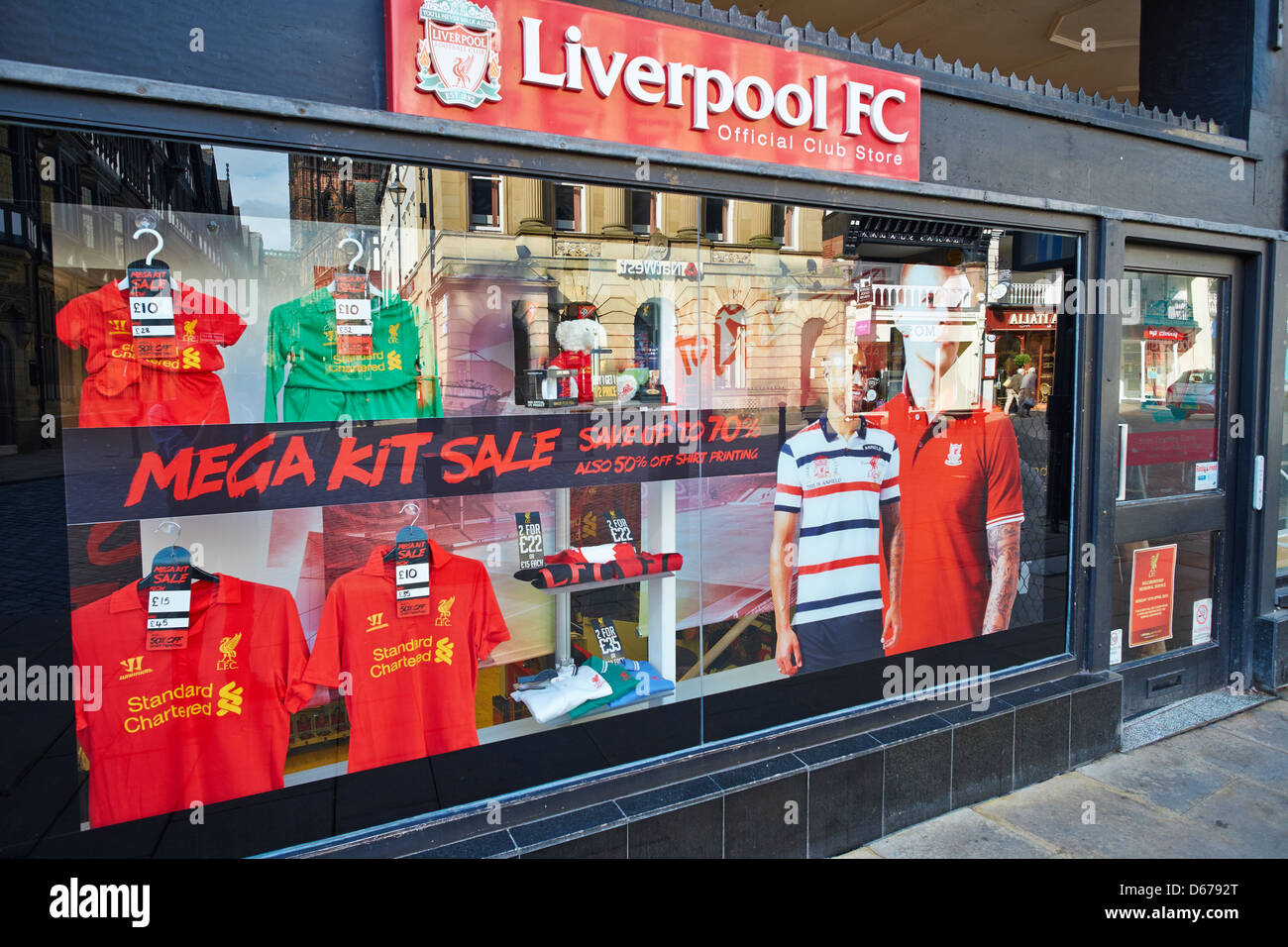 Liverpool Football Merchandise Uk