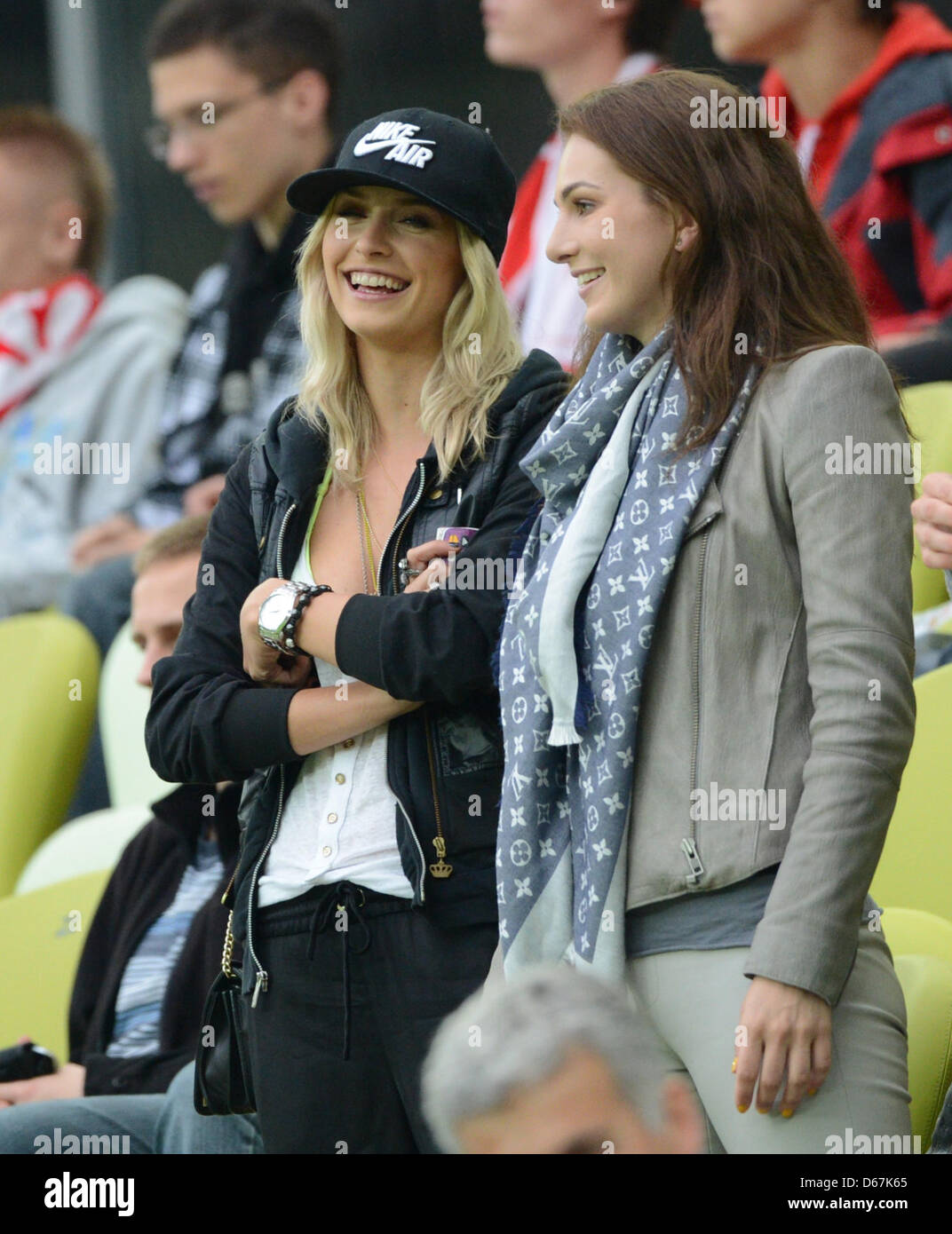 Sami khedira girlfriend