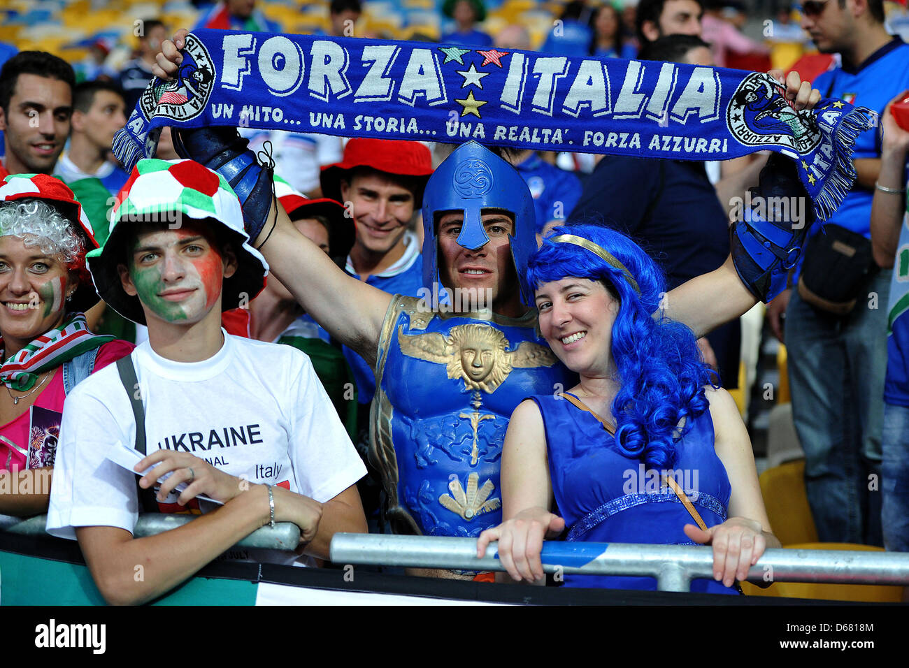 Italy Soccer Jersey 2021 Forza Azzurri Italia' Men's T-Shirt