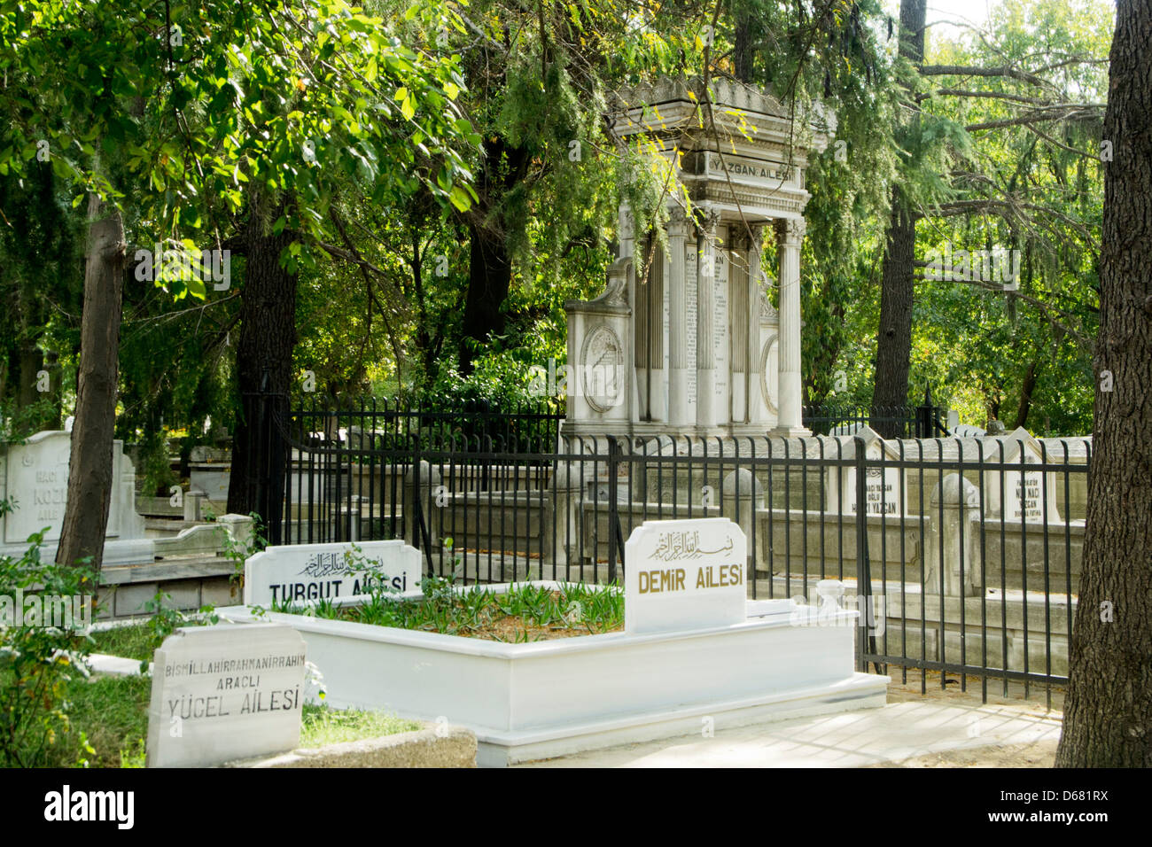 Türkei, Istanbul, Üsküdar, Karaca Ahmet-Friedhof, der grösste Friedhof Istanbuls. Stock Photo