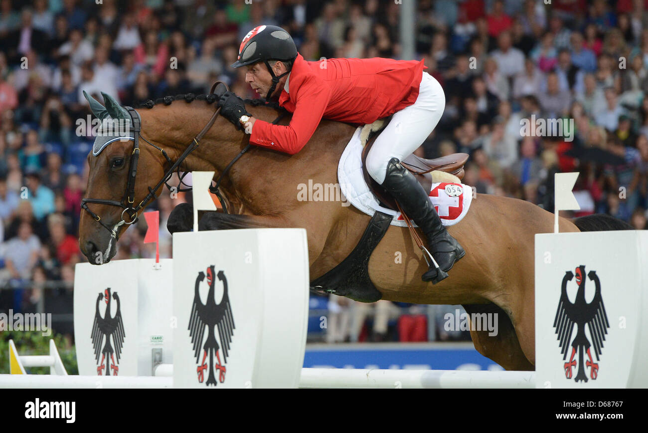 Eclipse horse hires stock photography and images Alamy