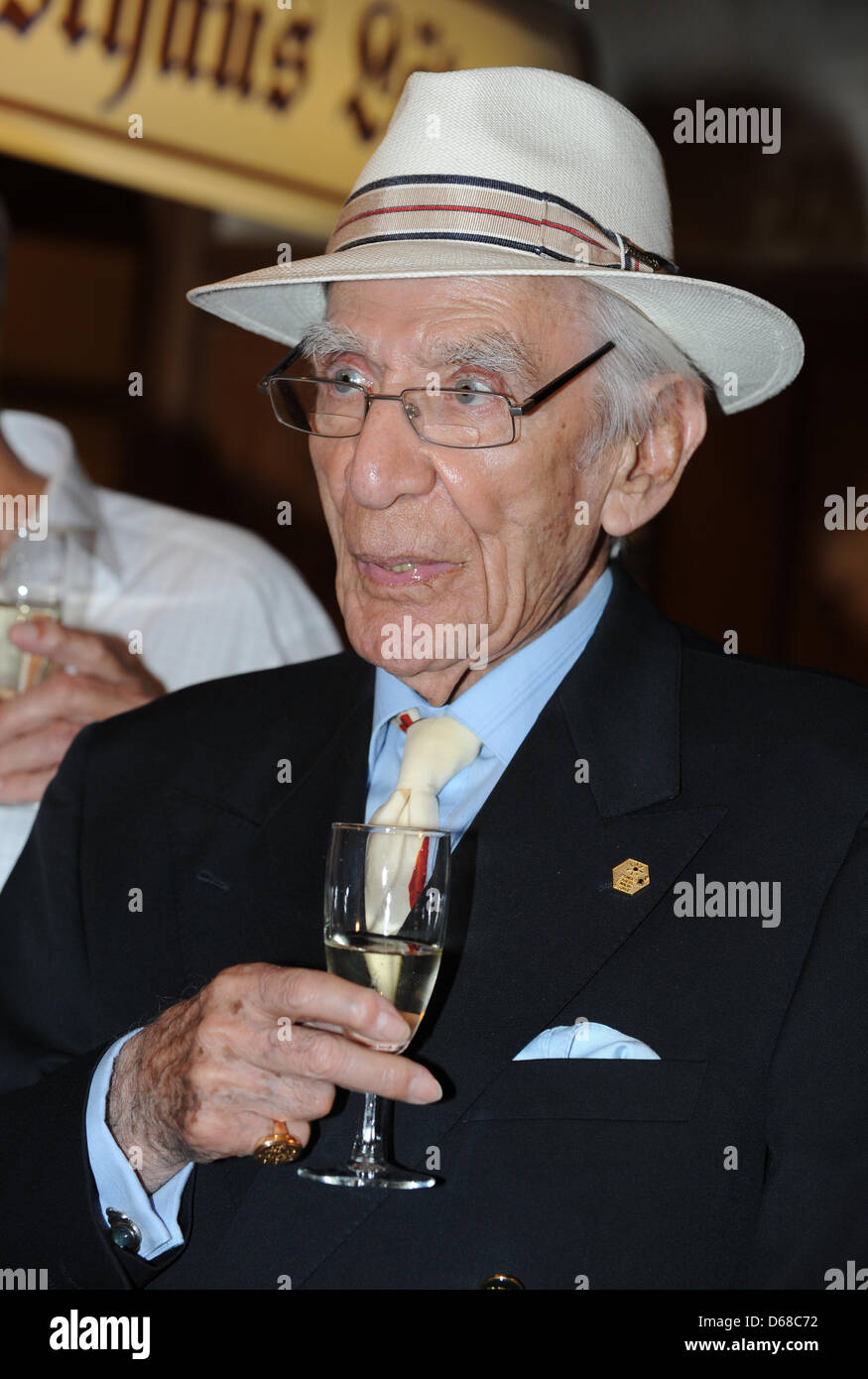 Swiss actor Lukas Ammann is pictured in Baden-Baden, Germany, 10 July 2012. Ammann will celebrate his 100th birthday in 2012. Between 1994 and 2000 he portrayed the pater familias Franz Faller in the SWR television series 'Die Fallers'. Photo: Patrick Seeger Stock Photo